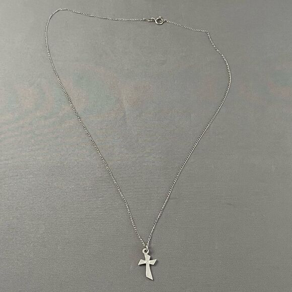 Vtg Silver Cross Pendant Child Size Boy Girl .925 18” Chain - Picture 6 of 9